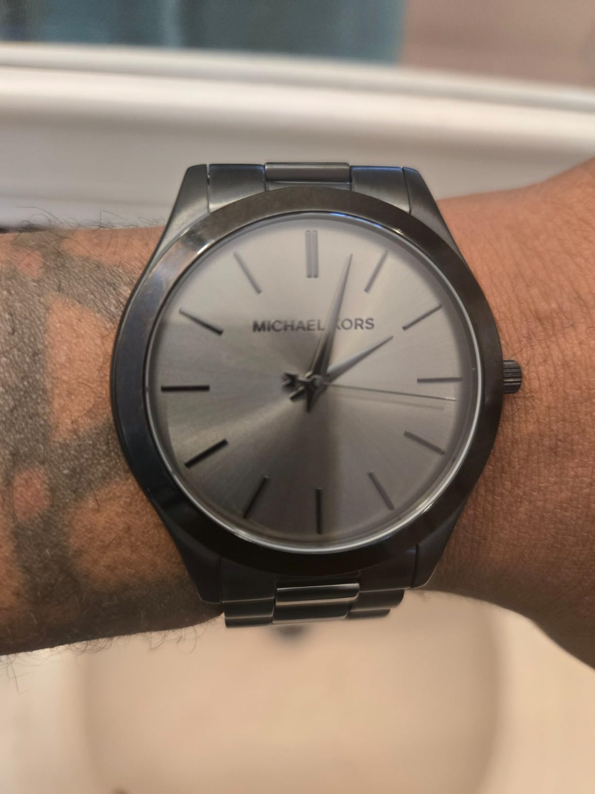 Michael Kors Oversized Slim Runway Men's Watch, Stainless Steel Watch for Men customer photo 1