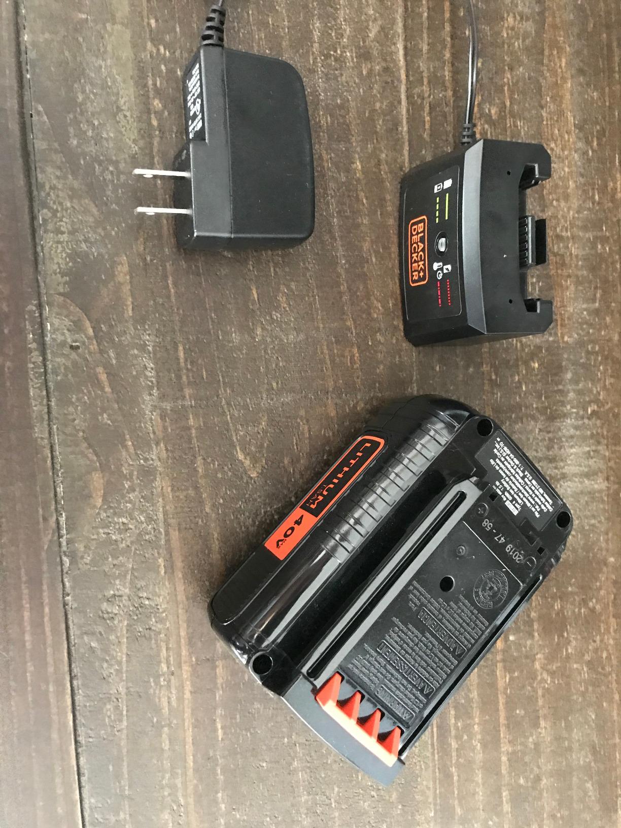 Black+Decker 40V MAX 13 Inch String Trimmer and Lawn Edger with Battery and Charger, Cordless Weed Eater with Charge Indicator, High Torque PowerDrive Technology (LST140C) customer photo 1