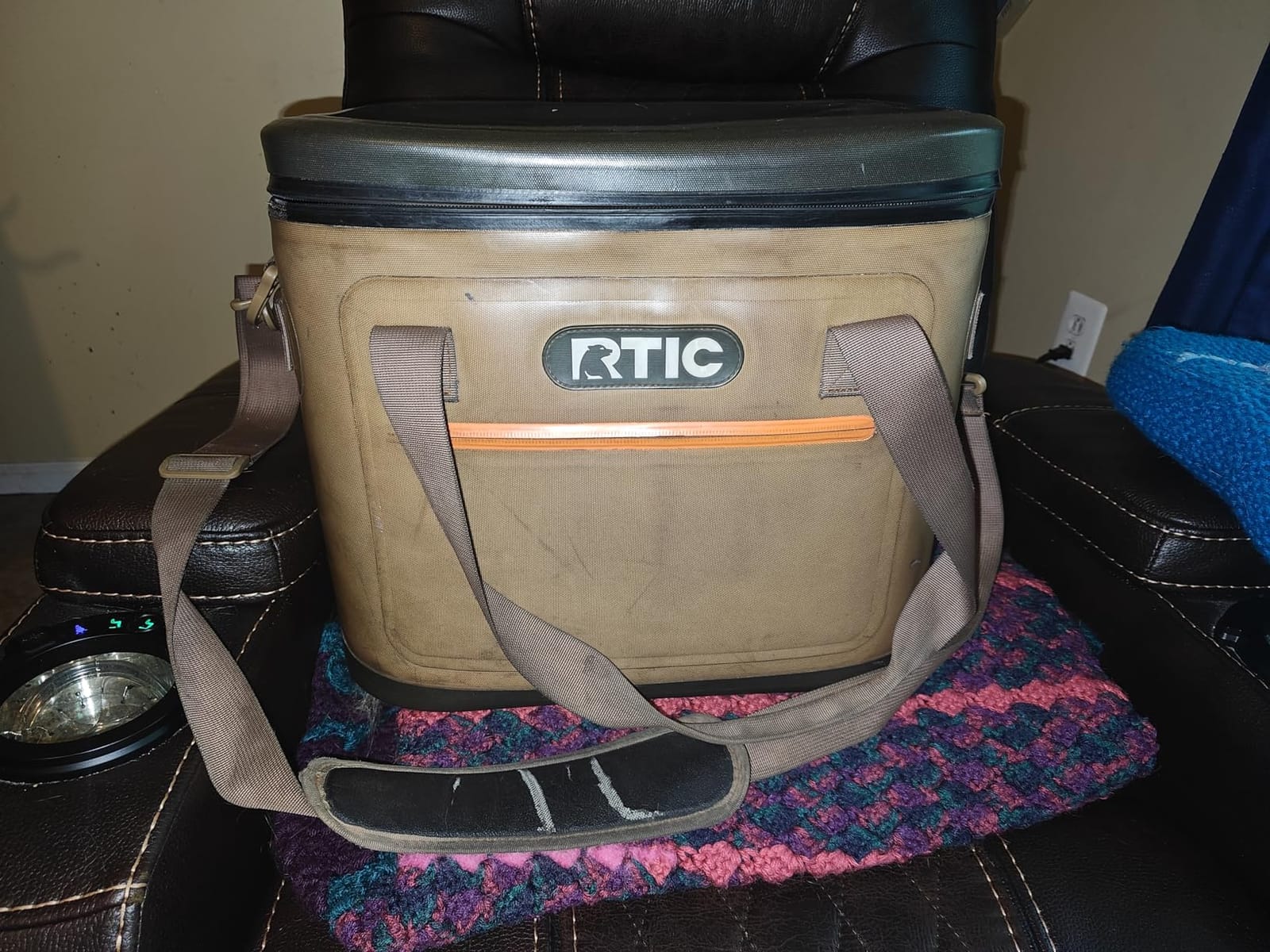 RTIC 30 Can Ultra-Tough Soft Cooler Waterproof | Insulated Soft Cooler Bag for Ice, Lunch, Beach, Drinks, Travel, Camping, Picnic, Car and Hiking, Floating, Leakproof customer photo 1