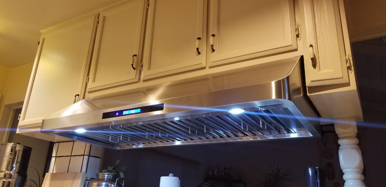Cosmo COS-QS48 48 in. Haven Coll 500 CFM Ducted Under Cabinet Range Hood, LED, Stainless, Soft Touch Controls, Wireless Remote, Dual Motor, Permanent Dishwasher-Safe Baffle Filters, 4 Fan Speeds customer photo 2