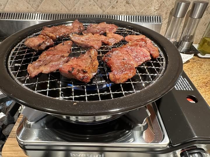 Iwatani Korean Cookware Aburi Stove Top Grill Pan, Black, (CB-P-AM3) customer photo 2