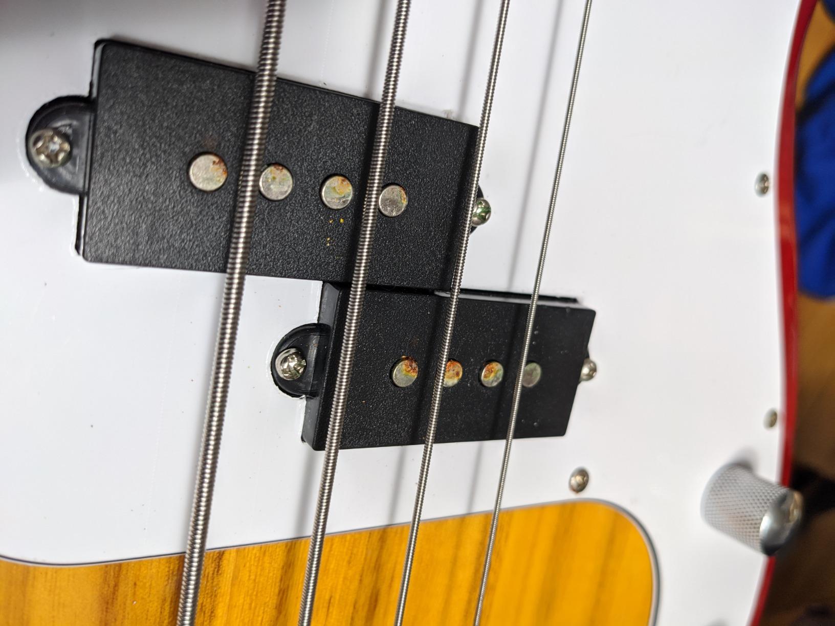 Costzon Full Size Electric 4 String Bass Guitar for Beginner Starter Complete Kit, Rose Fingerboard and Bridge, w/Two Pickups & Two Tone Control, Guitar Bag, Strap, Guitar Pick, Amp Cord (Blue Bass) customer photo 2