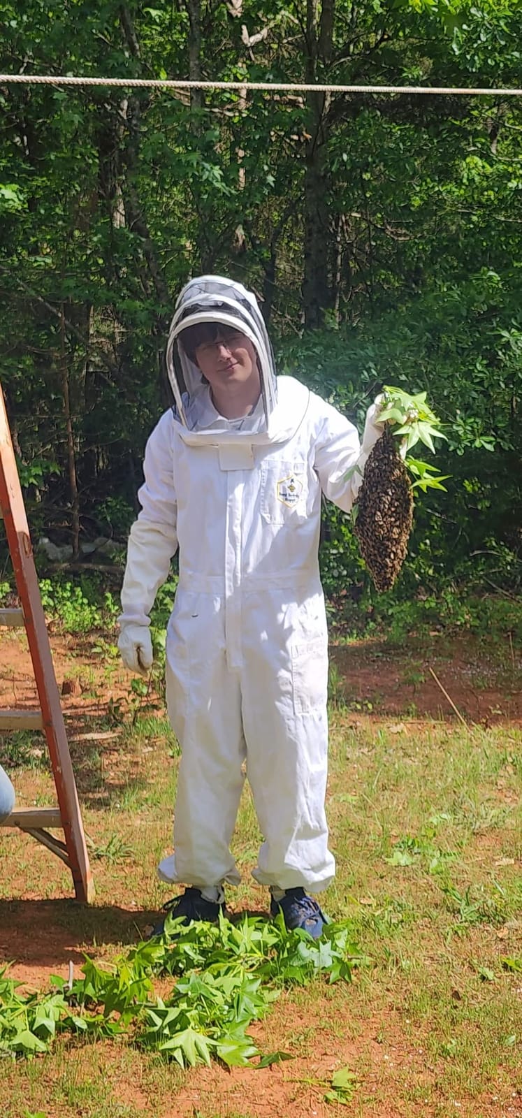 Professional Bee Suit with Gloves – Premium Cotton Beekeeper Suit, includes Detachable Fencing Veil & Goatskin Bee Gloves, Complete Protective Gear Kit – Large customer photo 1
