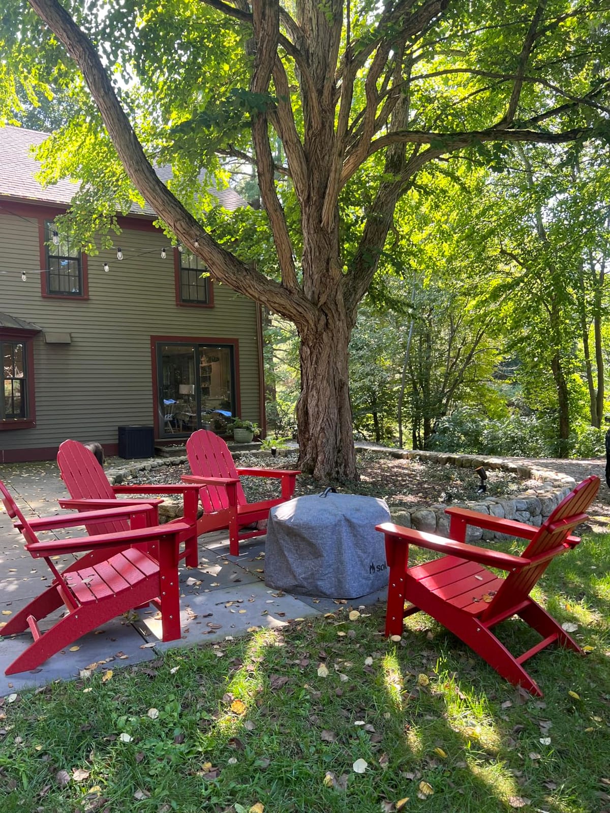 Polywood Vineyard Adirondack Chair, Outdoor Patio Furniture, All-Weather Composite, Pool Deck Garden Chair, Made in USA, Slate Grey customer photo 2
