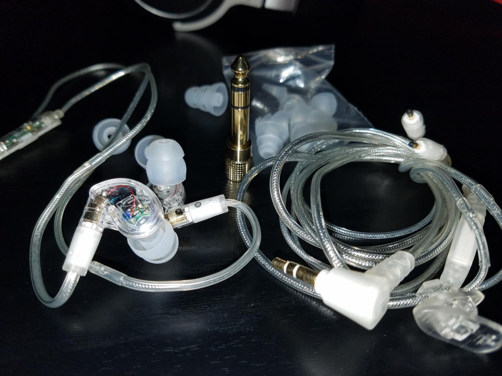 MEE audio M6 PRO In Ear Monitor Headphones for Musicians, 2nd Gen Model With Upgraded Sound, Memory Wire Earhooks & Replaceable Cables, Noise Isolating Professional Earbuds, 2 Cords Included (Clear) customer photo 1