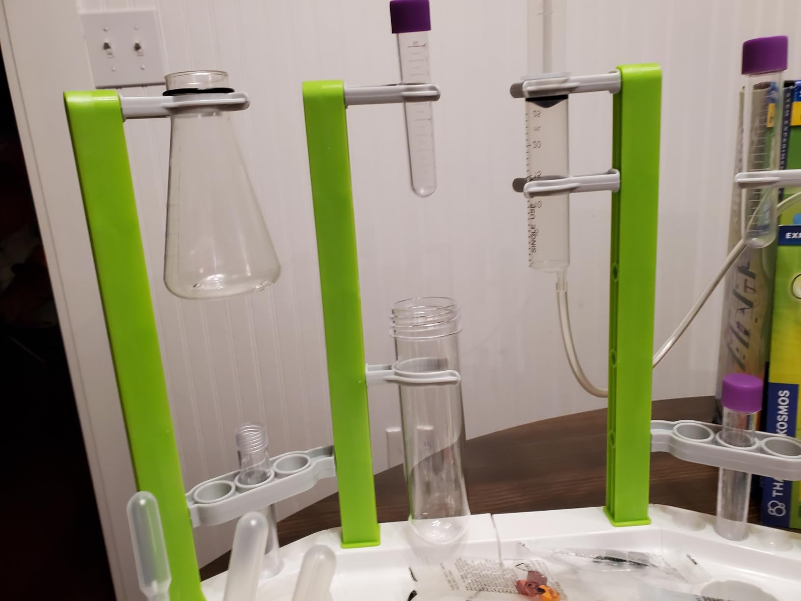Thames & Kosmos Ooze Labs Chemistry Station Science Experiment Kit, 20 Non-Hazardous Experiments Including Safe Slime, Chromatography, Acids, Bases & More, Multi-Color customer photo 2