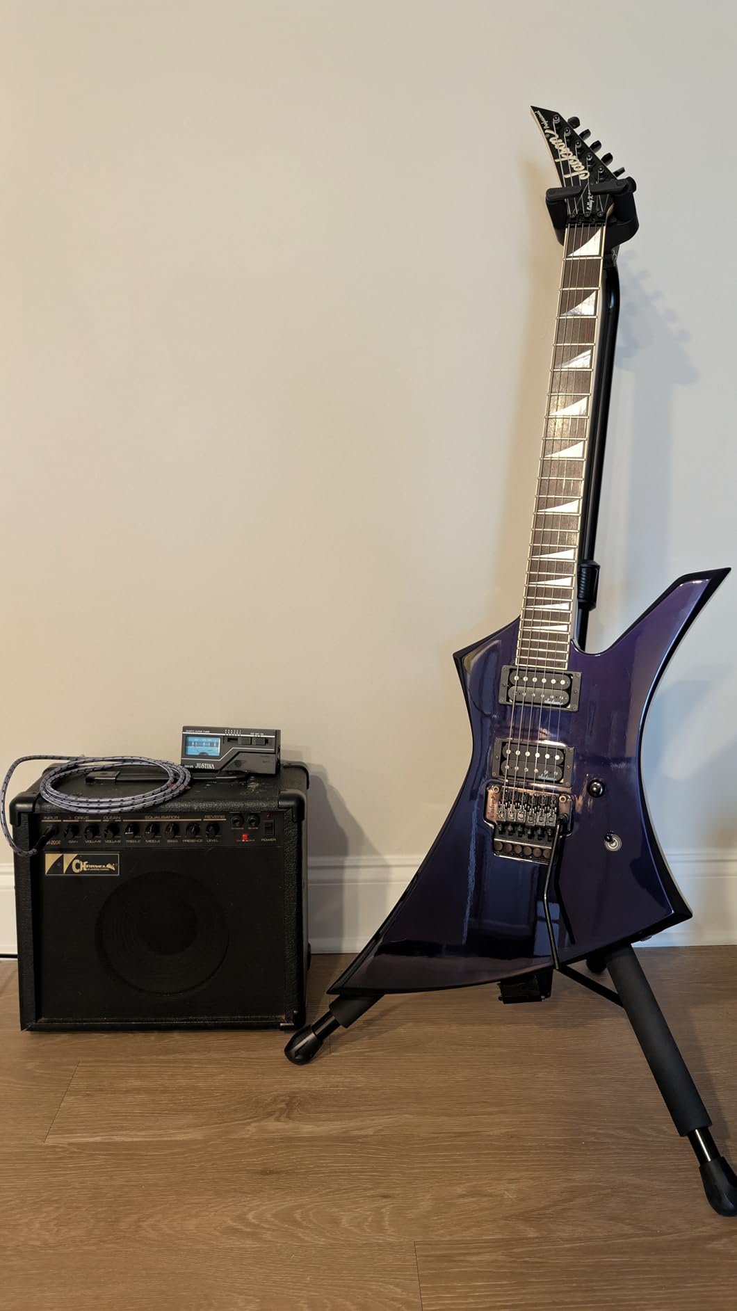 Hercules GS414B + Acoustic Guitar Stand Plus customer photo 2