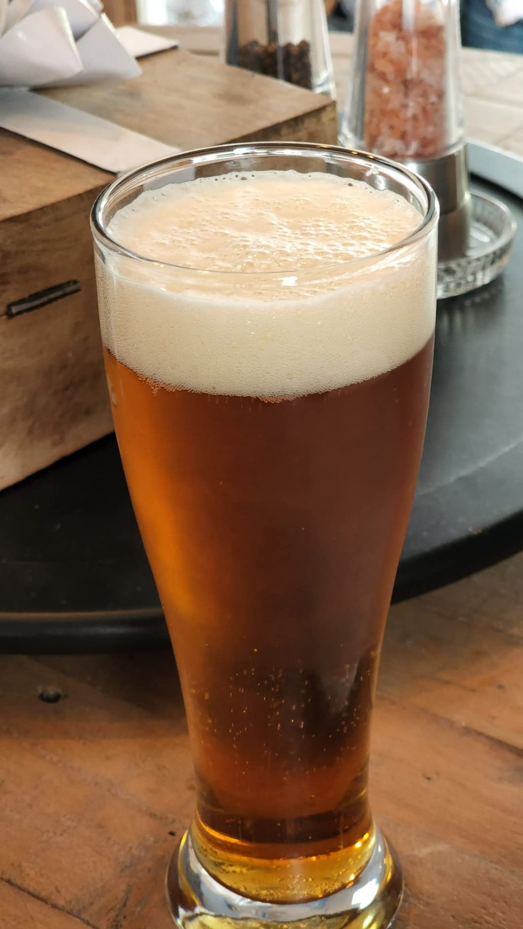 DU VINO USA Made Nucleated Pilsner Glasses - Etched Beer Glass for Better Head Retention, Aroma and Flavor - 16 oz Craft Beer Glasses - 4 Pack customer photo 2