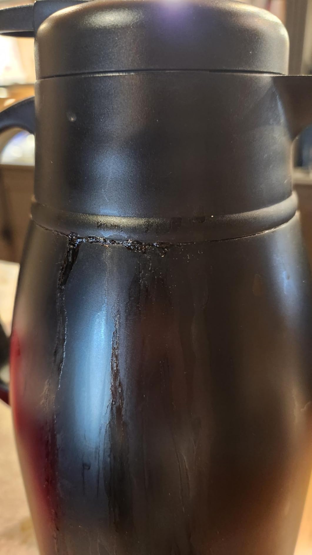GiNT Stainless Steel Thermal Coffee Carafe, Double Walled Vacuum Water and Beverage Dispenser, 12 Hour Heat Retention, 65 OZ /1.9 Liter Black customer photo 2