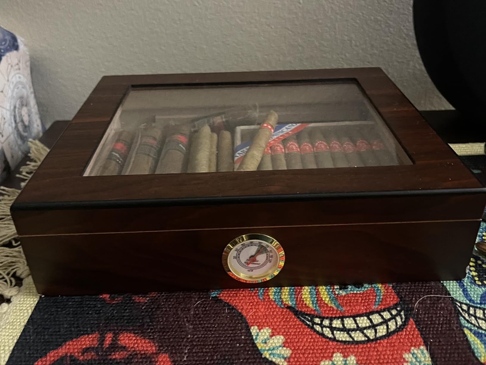 Bald Eagle Handmade Cigar Humidor, Cedar Cigar Desktop Box with Humidifier and Hygrometer, Glass Top for 30-50 Cigars customer photo 1