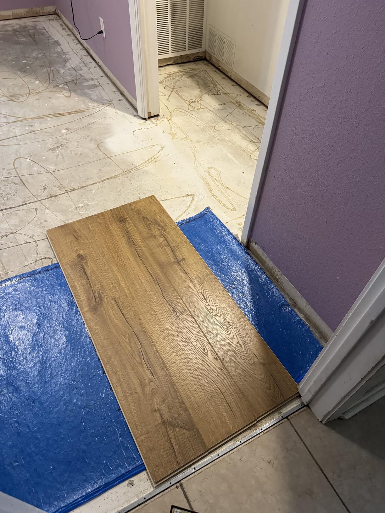 Underlayment 100 sq ft – Laminate & Hardwood Floors – Pre-Attached Pad Approved – Floating & Glue-Down – Moisture Barrier – GREENGUARD Gold – Made in USA customer photo 2