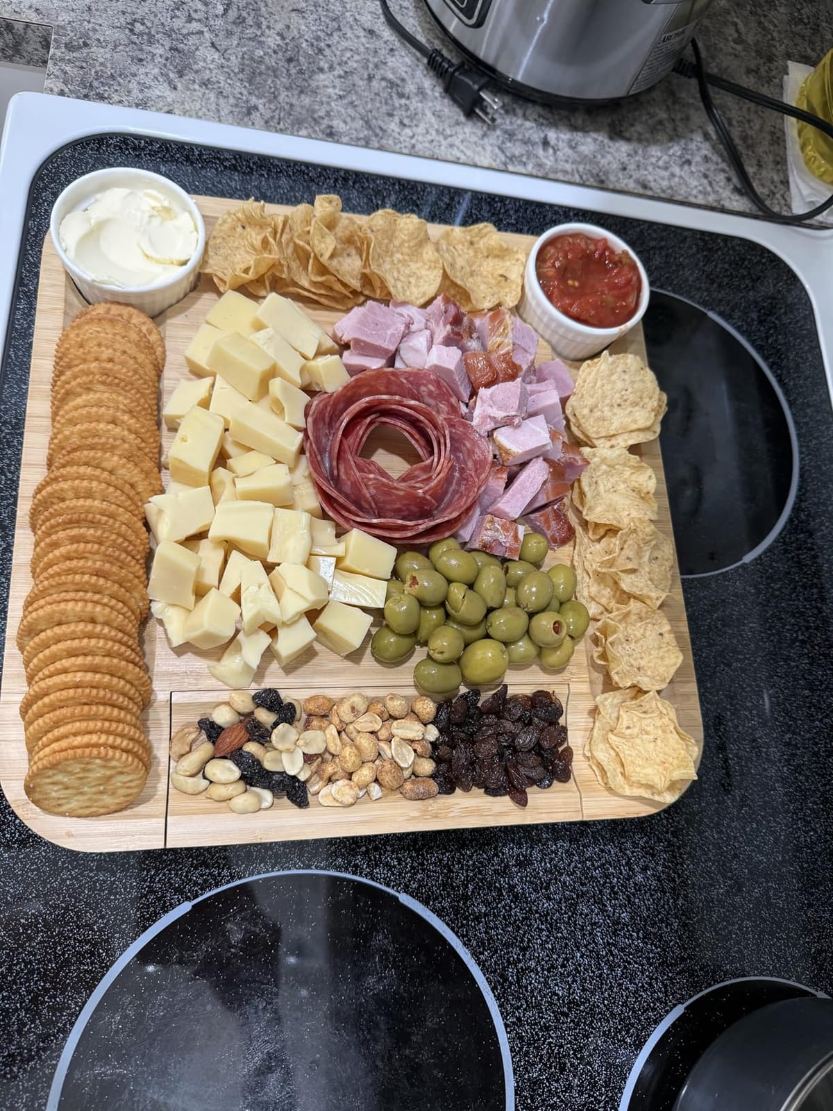 SMIRLY Charcuterie Board Set with Serving Accessories, Bamboo customer photo 1