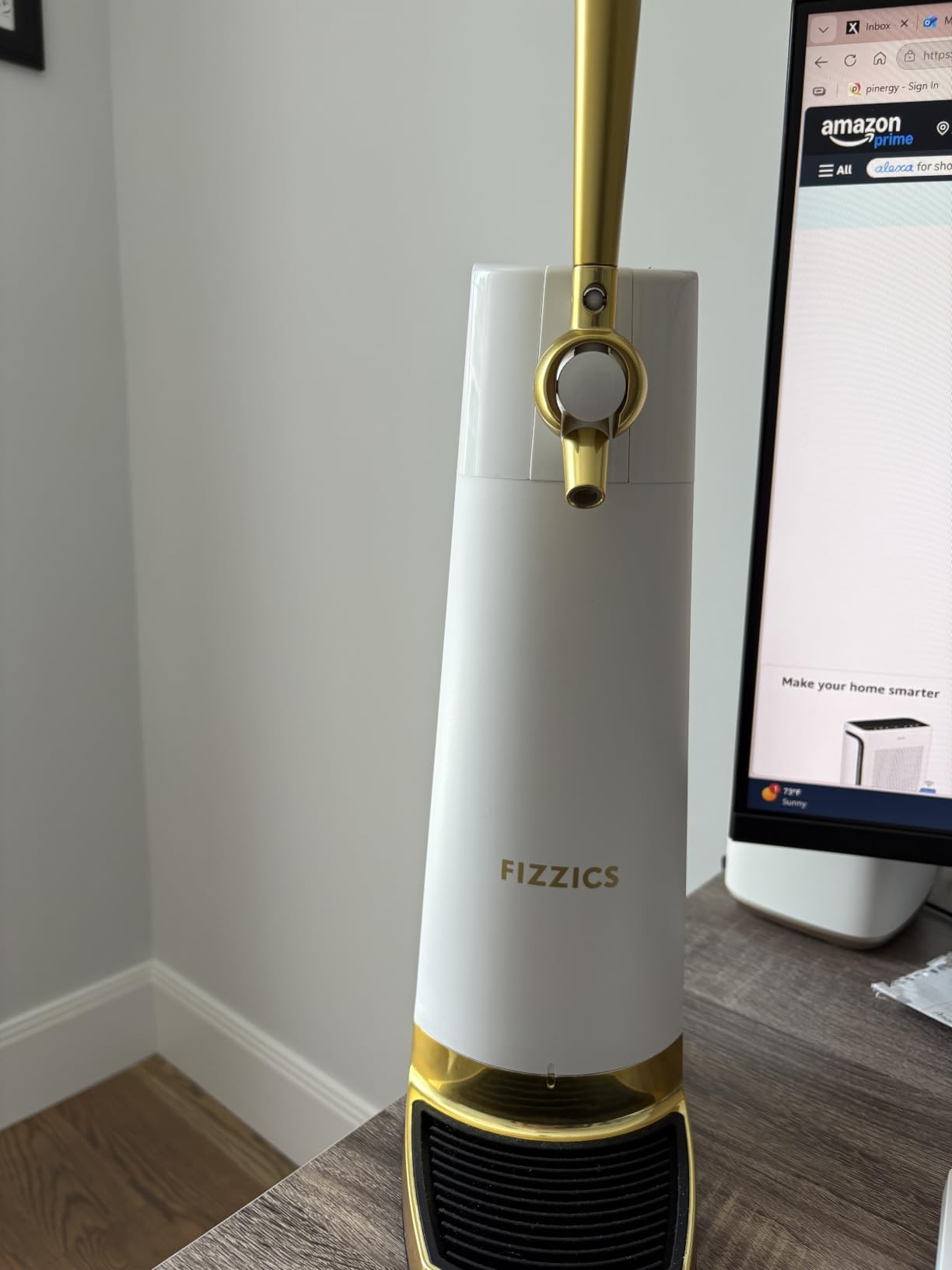 FIZZICS - DraftPour Beer Dispenser - Converts Any Can or Bottle Into a Nitro-Style Draft, Gift for Men and Beer Enthusiast, Beer Tap Draft Machine - Carbon customer photo 2