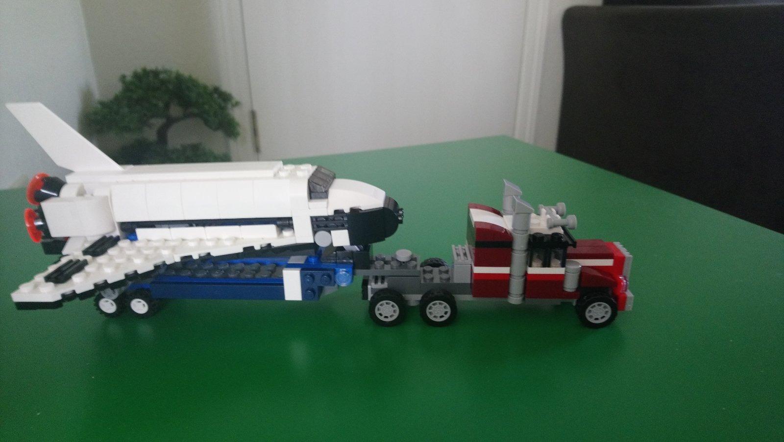 LEGO Creator 3in1 Shuttle Transporter 31091 Building Kit (341 Pieces) customer photo 2