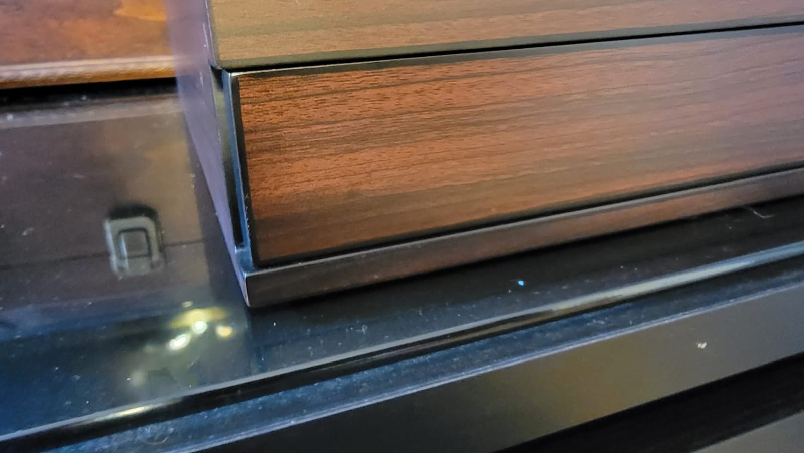 CASE ELEGANCE Renzo Glass Top Cigar Humidor with Cedar - Brown | Easy humidification system, accurate digital hygrometer customer photo 1