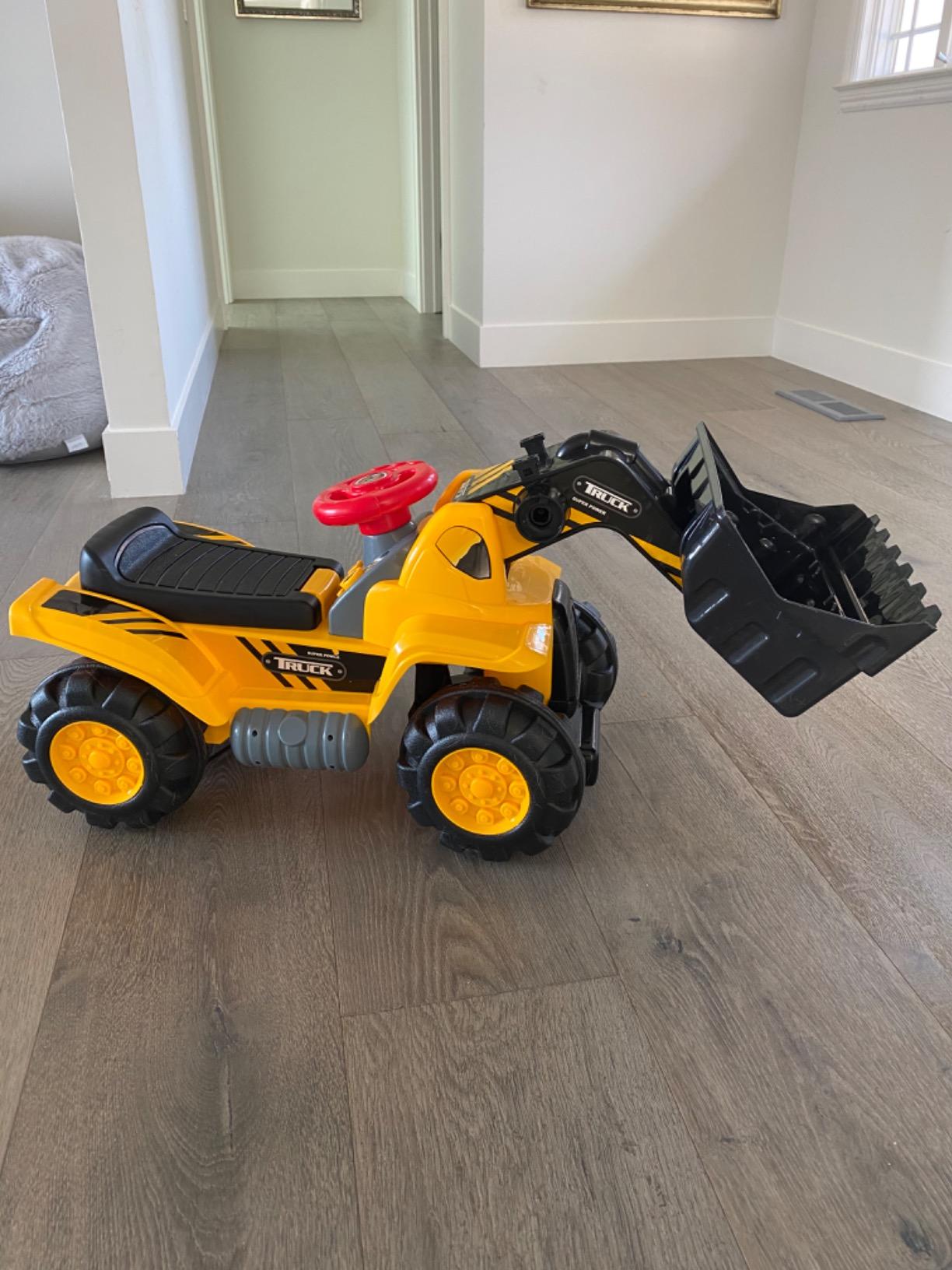 Costzon Ride on Excavator, Ride on Construction Vehicles w/Helmet, 3 Toy Stones, Realistic Sound, Adjustable Bucket & Under Seat Storage, Bulldozer Ride on Toy Gift for Kids Boys & Girls customer photo 1