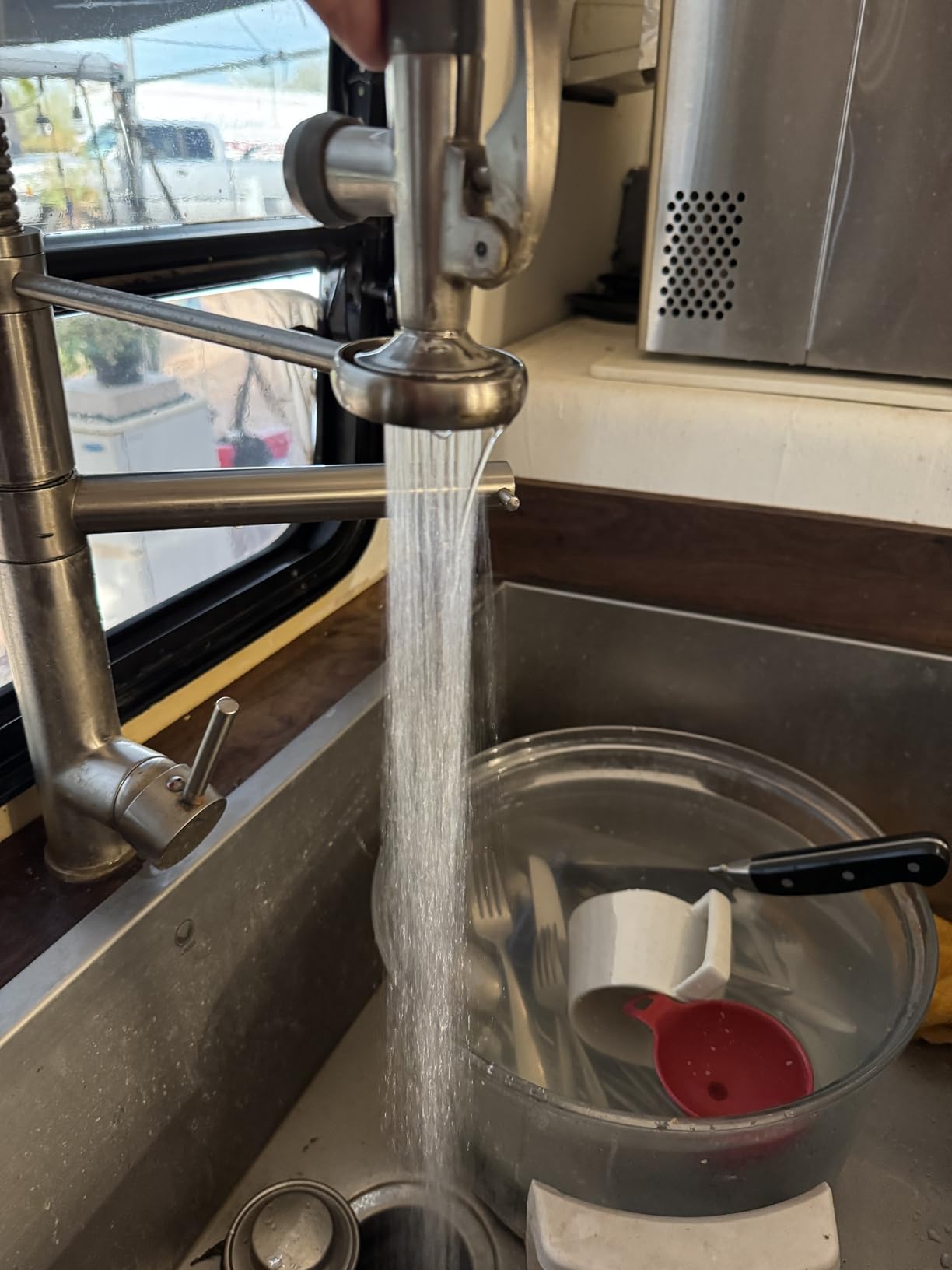 AIMADI Commercial Kitchen Faucet with Pull Down Sprayer,Single Handle customer photo 2