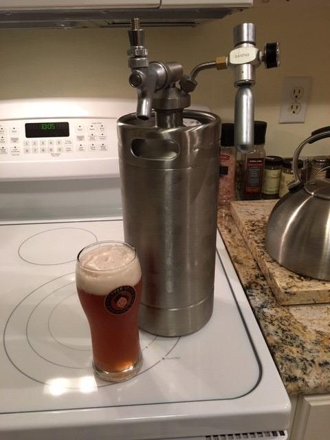 NutriChef Pressurized Growler Tap System, 128oz Stainless Steel Mini Keg Dispenser Portable Kegerator Kit with CO2 Pressure Regulator customer photo 2