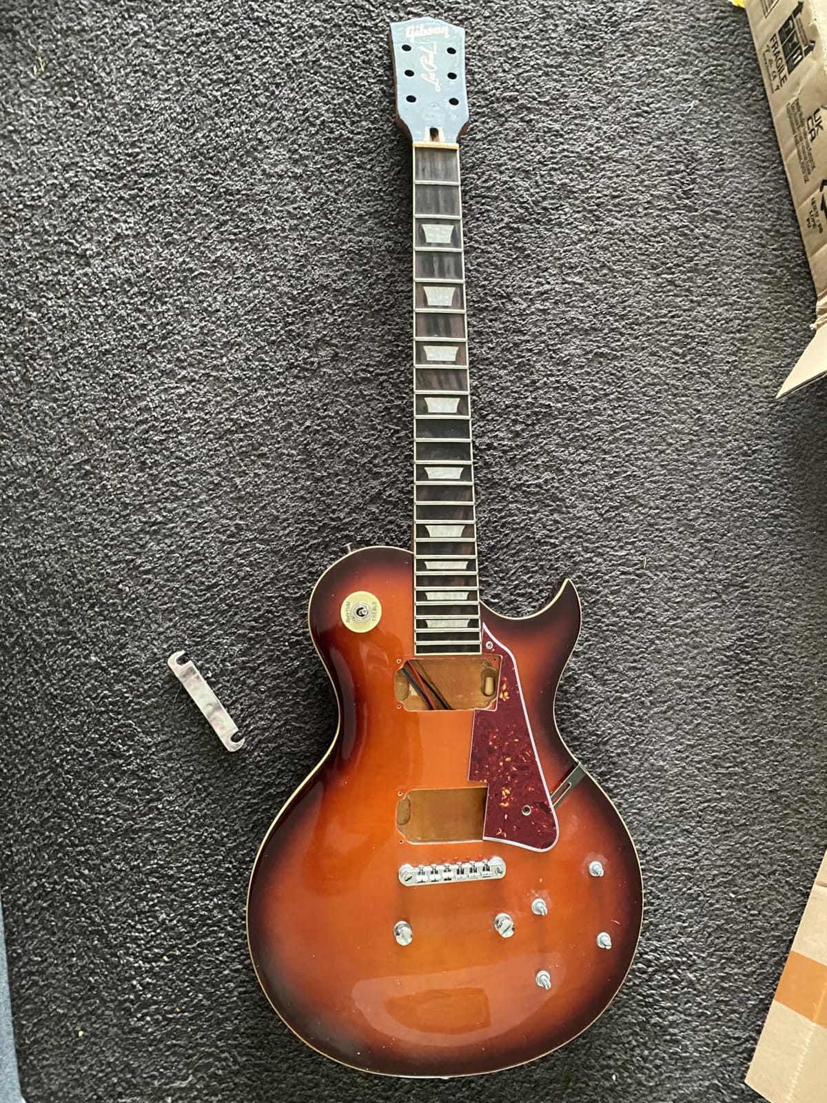 Squier Classic Vibe 60s Jazzmaster Electric Guitar, 3-Color Sunburst customer photo 2