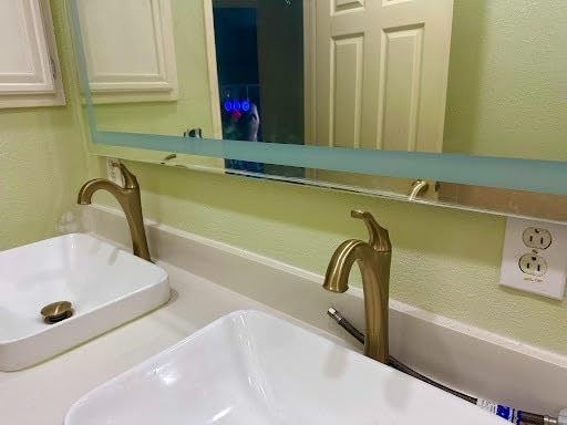 KRAUS KVF-1200BG Arlo™ Brushed Gold Tall Vessel Bathroom Faucet with Pop-Up Drain customer photo 1