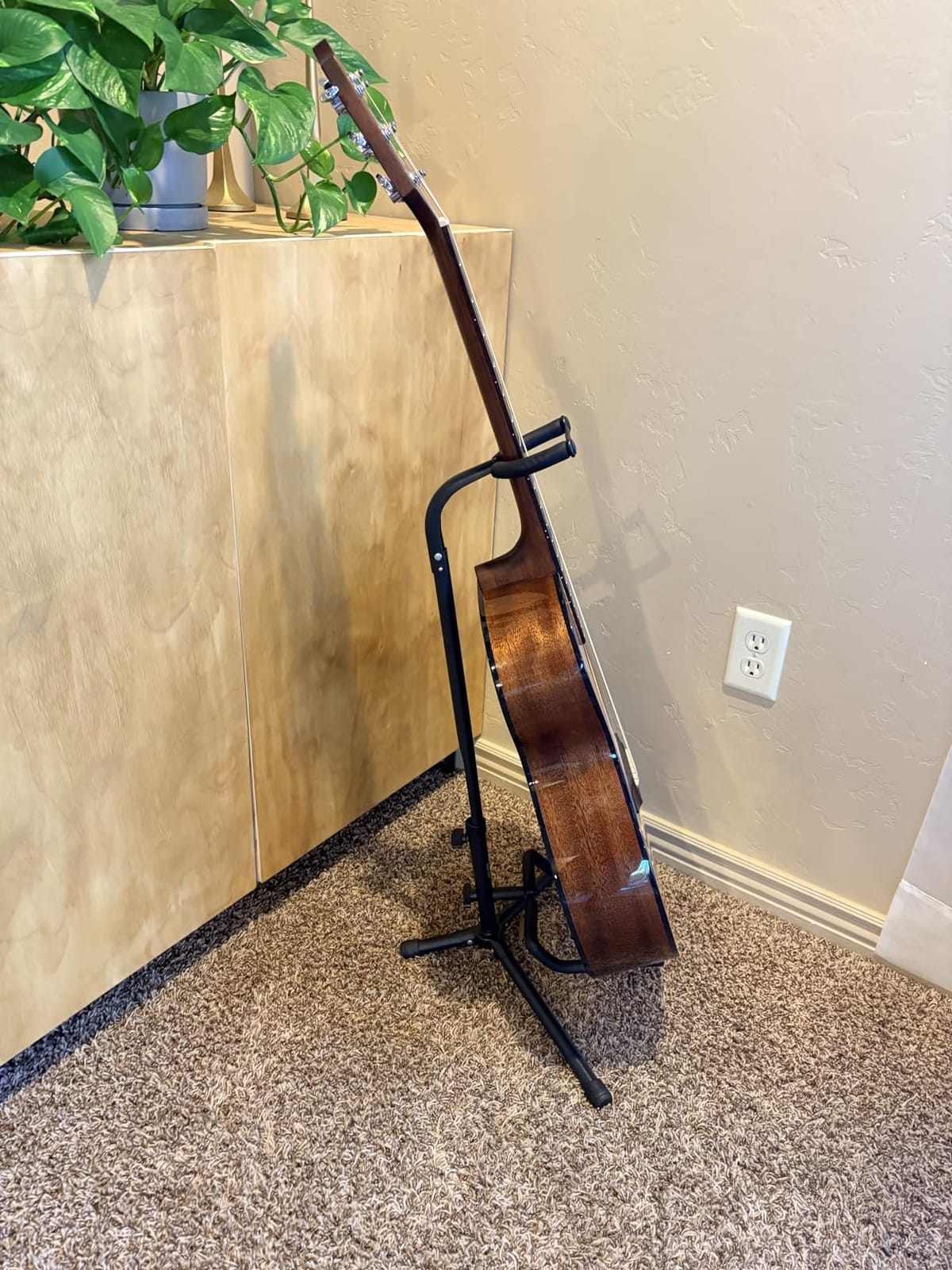 GLEAM Guitar Stand - Adjustable Fit Electric, Classical Guitars and Bass, Load Capacity 20LB, Accessories, Folding Type Black (CG-4) customer photo 2