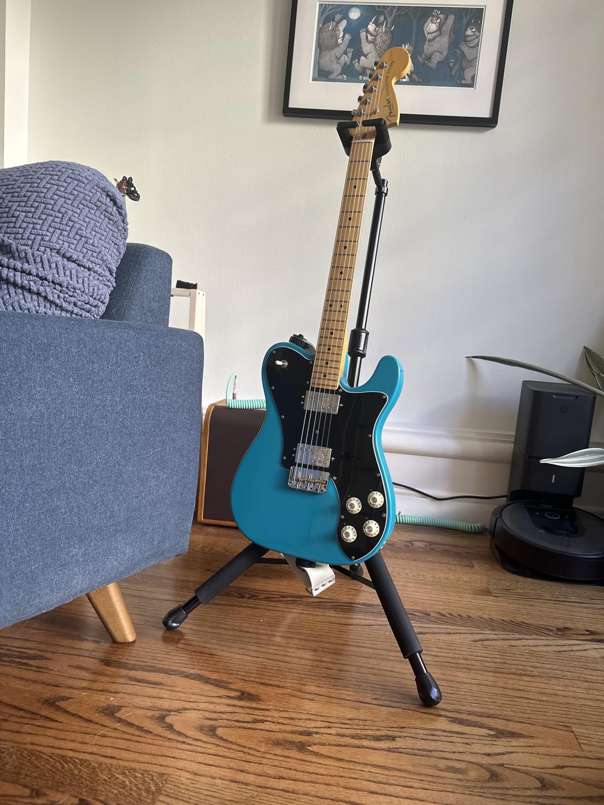 Hercules Stands GS415B PLUS Single Guitar Stand with Auto Grip System and Foldable Yoke customer photo 1