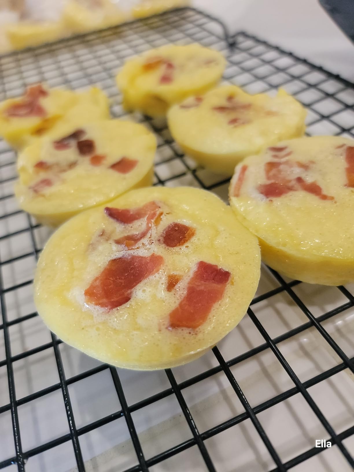 12 Cups Silicone Muffin Pans for Baking Cupcake Pan Nonstick Silicone Molds | Regular size, 1Pack, For Egg Bites, Muffins, Cupcakes, Mini Quiche and so on customer photo 2
