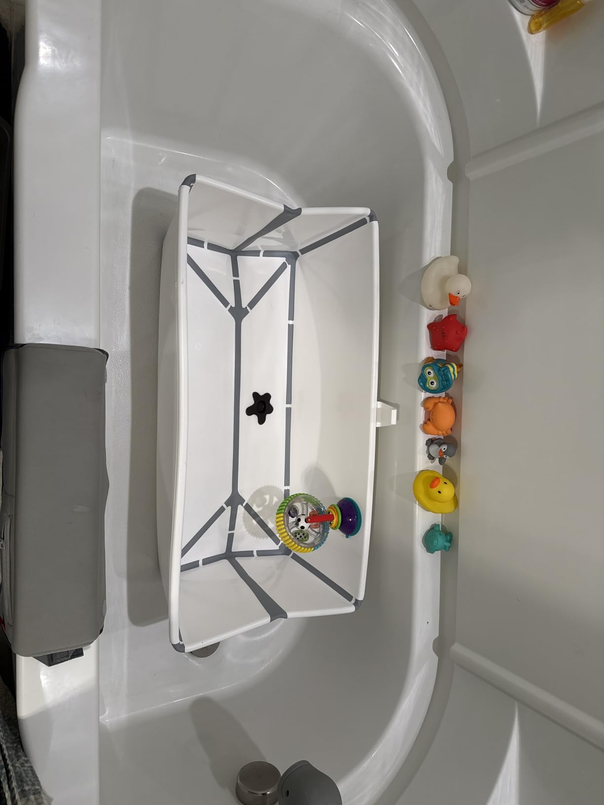 Stokke Flexi Bath X-Large Baby Bathtub - 31.5 x 15.7 x 9.4 in, White Grey | Best for Infants & Toddlers - Lightweight, Foldable & Easy to Store customer photo 1