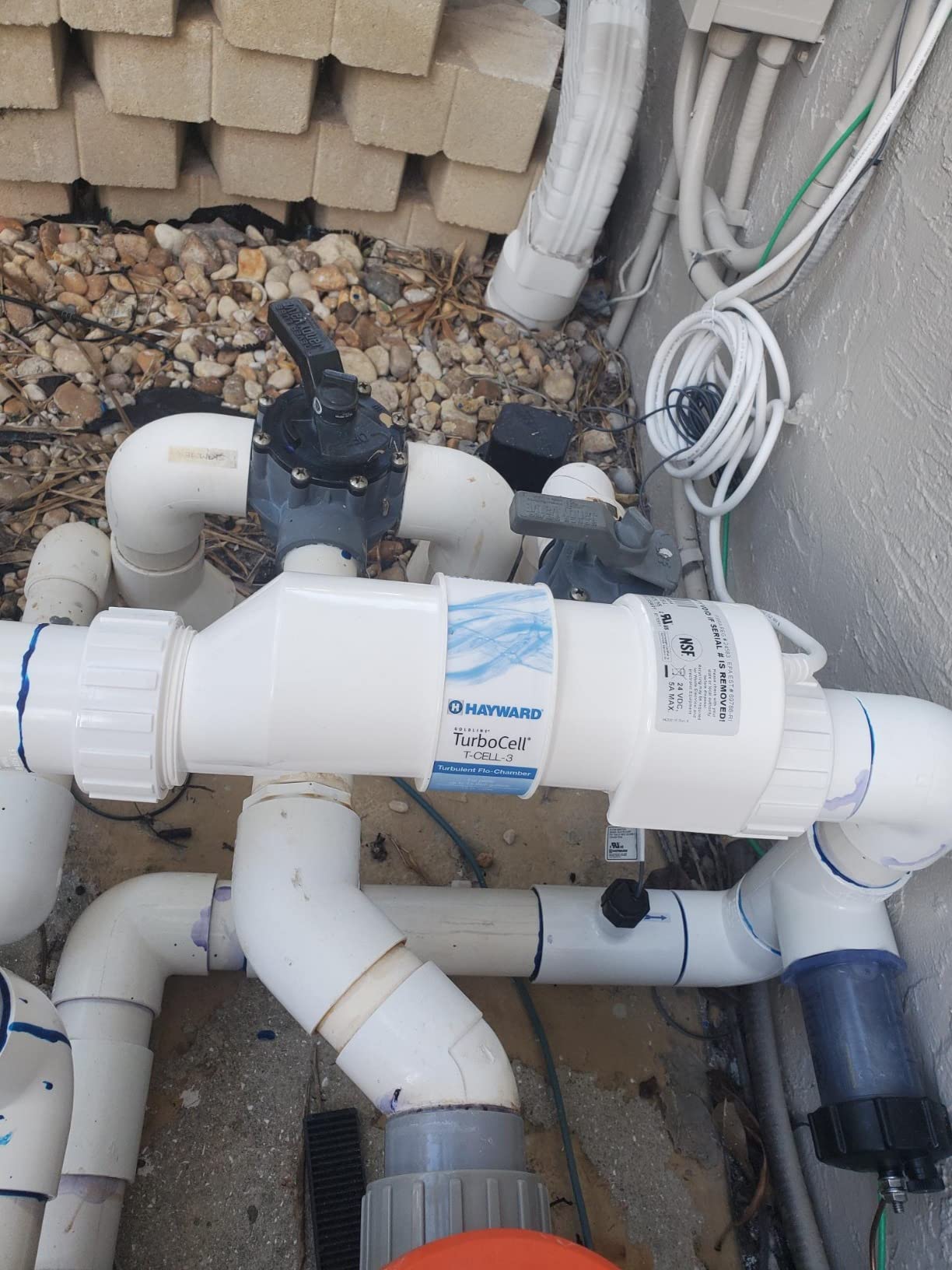 Hayward Aquarite Salt Chlorine Generator for Swimming Pools 40,000 Gallons customer photo 1