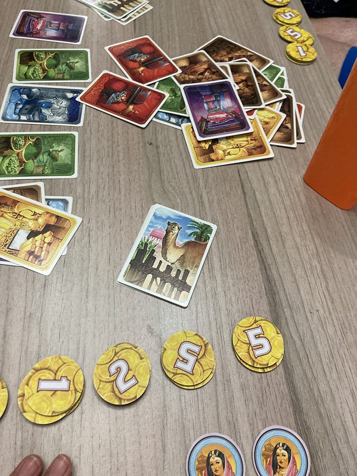 Asmodee Jaipur 2-Player Trading Card Strategy Game, Ages 10+ customer photo 2