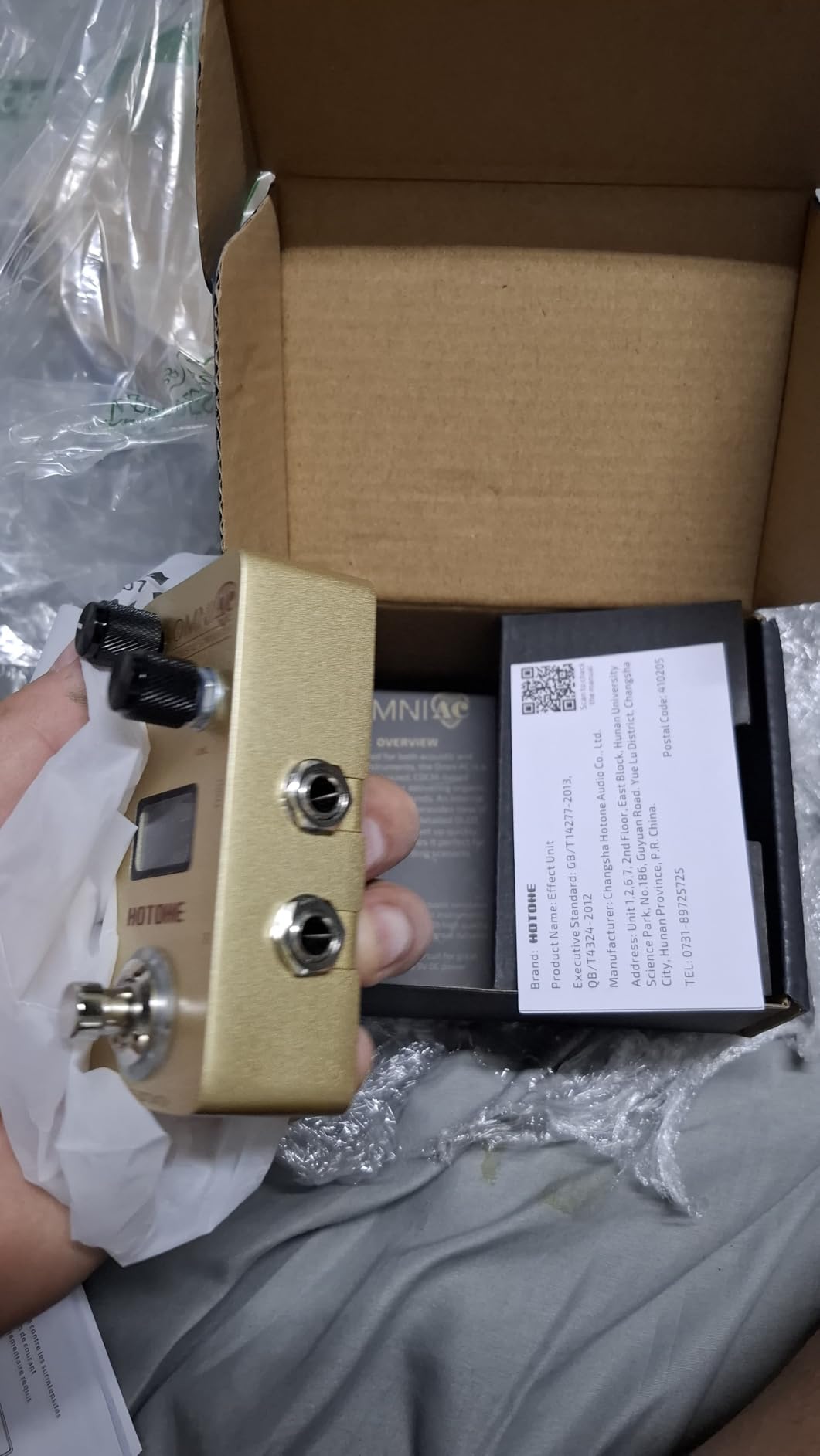 Hotone Omni AC Simulation Guitar Bass Effects Pedal customer photo 1