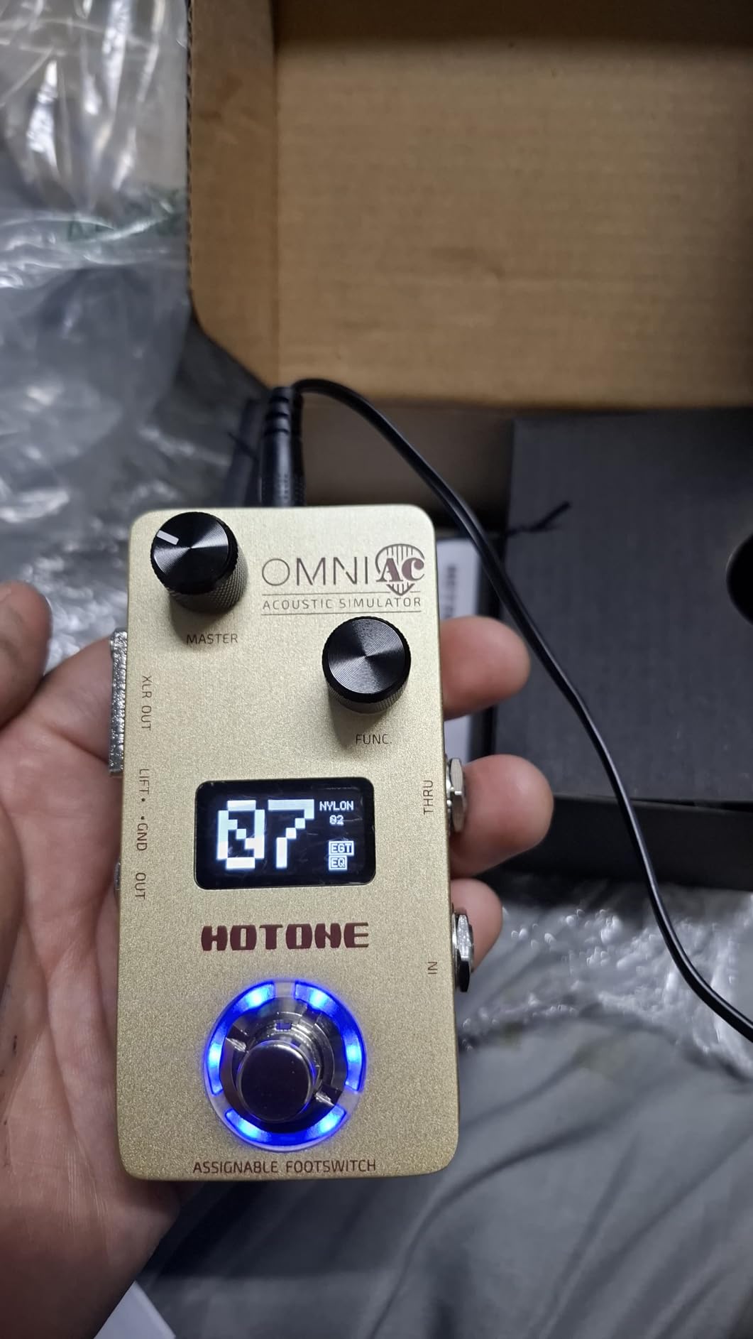 Hotone Omni AC Simulation Guitar Bass Effects Pedal customer photo 2