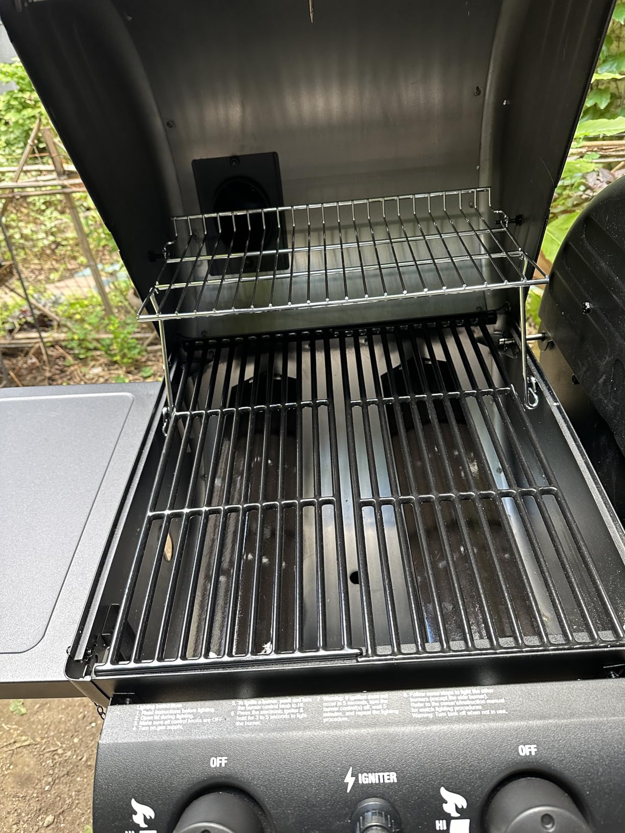 Char-Griller® Dual-Function 2-Burner 24,000 BTU Propane Gas and Charcoal Combination Grill and Smoker with 870 Cooking Square Inches in Black, Model E5030 customer photo 1