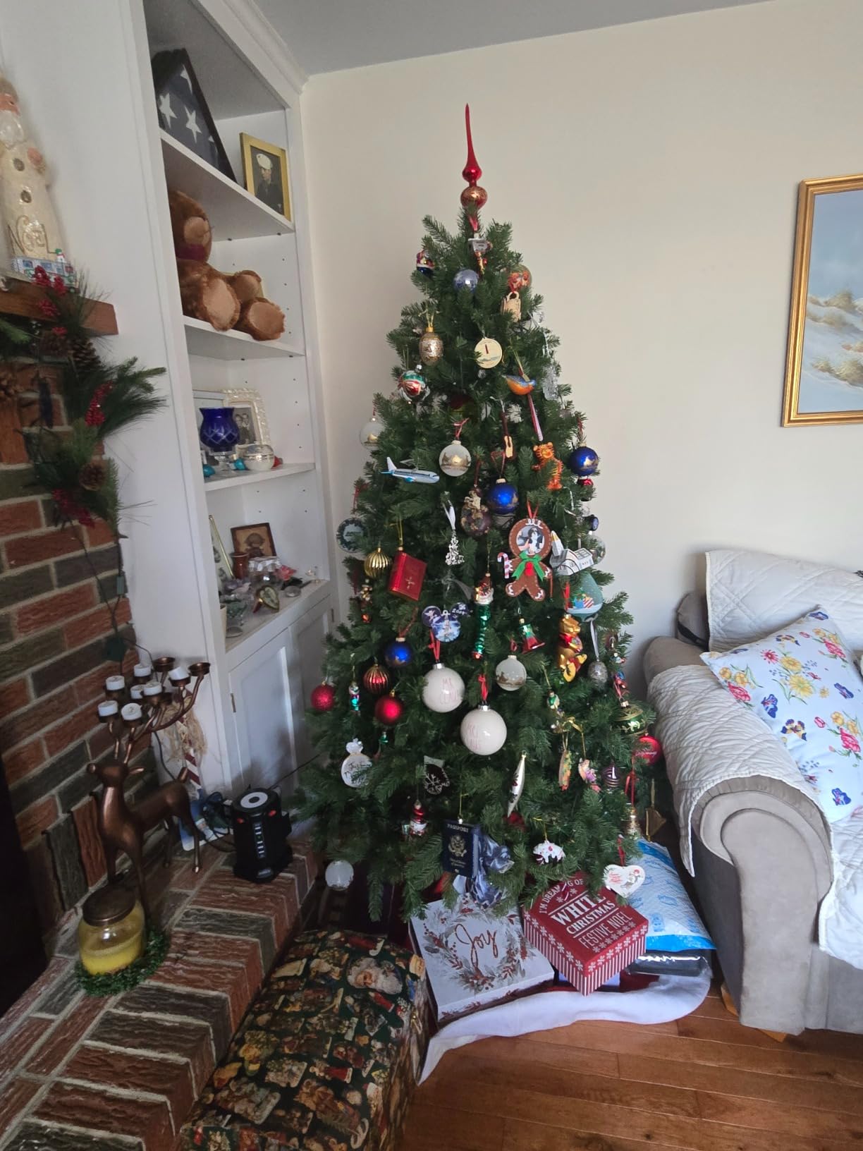Goliath Welded Steel Artificial Christmas Tree Stand for Artificial Trees 4 to 8 Foot with a 1.25 inch Diameter Pole or Less (Max 8 Foot) customer photo 1