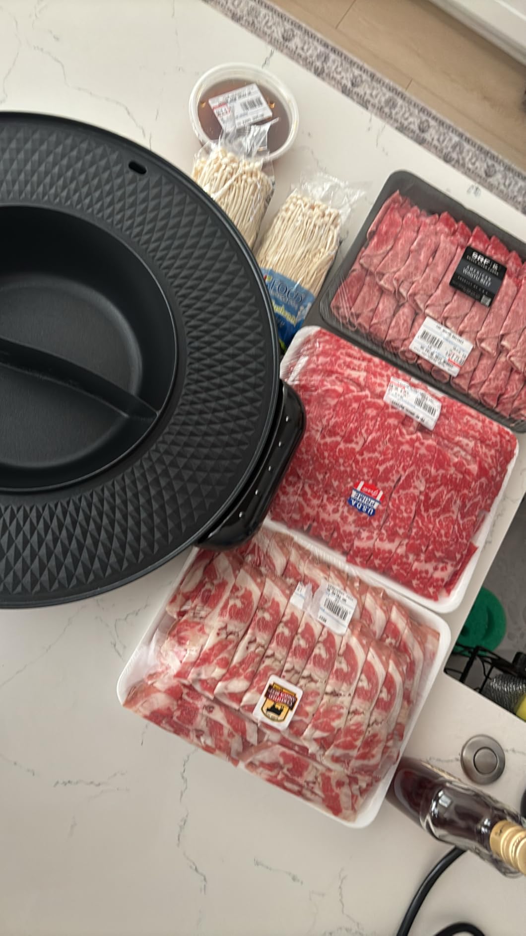 Food Party Hot Pot with Grill 2 in 1 Electric Smokeless Grill and Hotpot Pot Combo Korean BBQ Grill 110V 1700W customer photo 2
