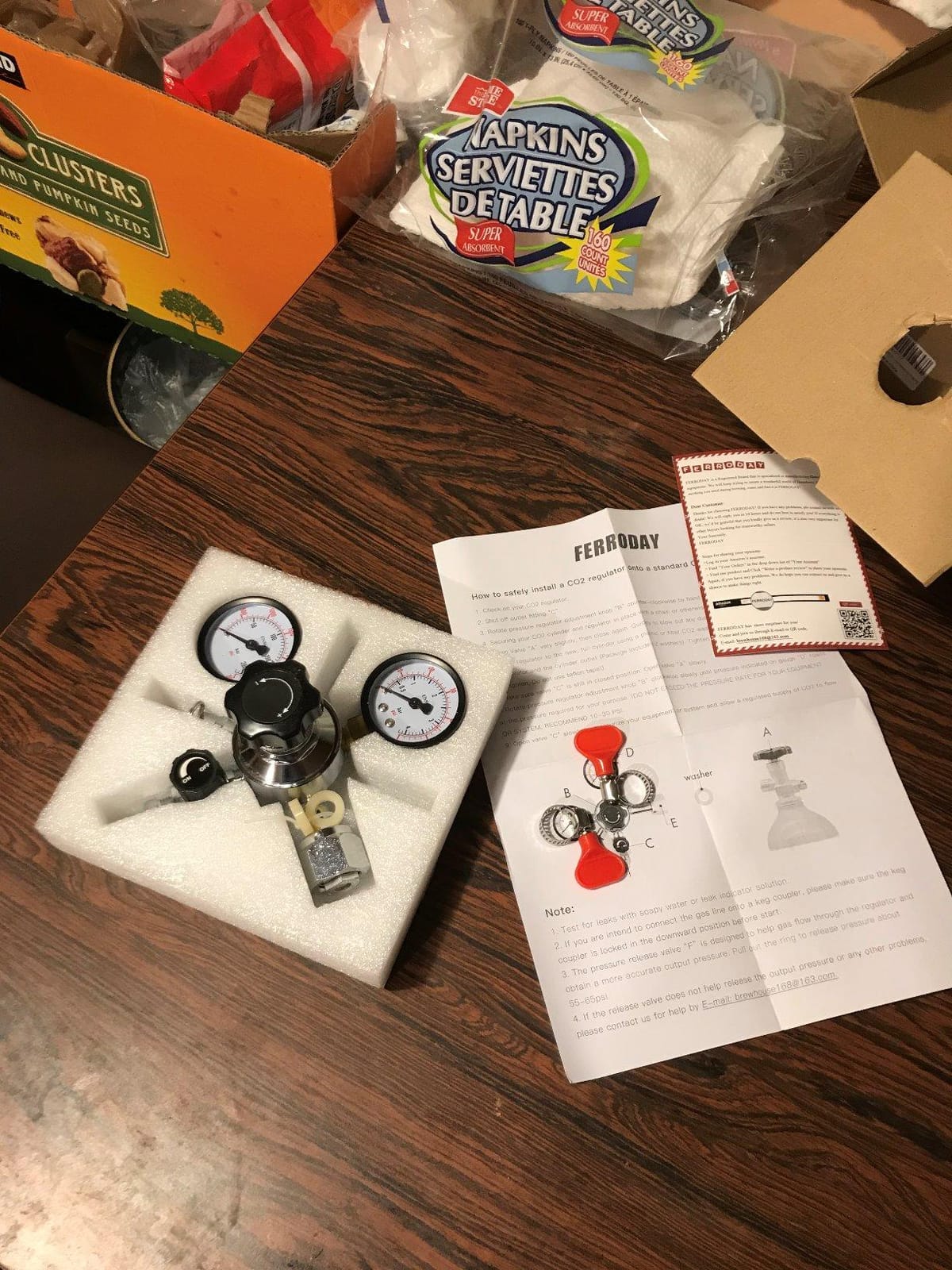 FERRODAY Dual Gauge Co2 Regulator, 0-60PSI Beer Co2 Regulator for Kegerator customer photo 2