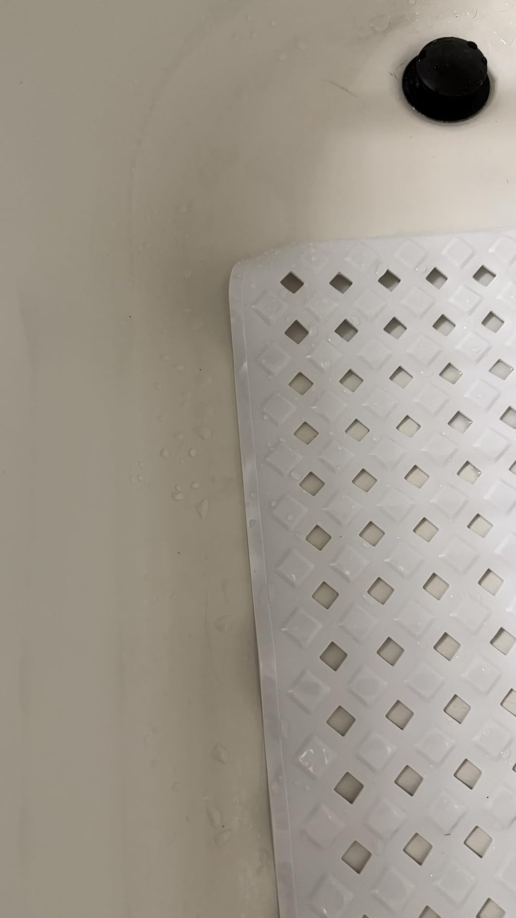 Yimobra Bathtub Mat Non Slip, Shower Mat with Strong Suction Cups & Drain Holes, 28