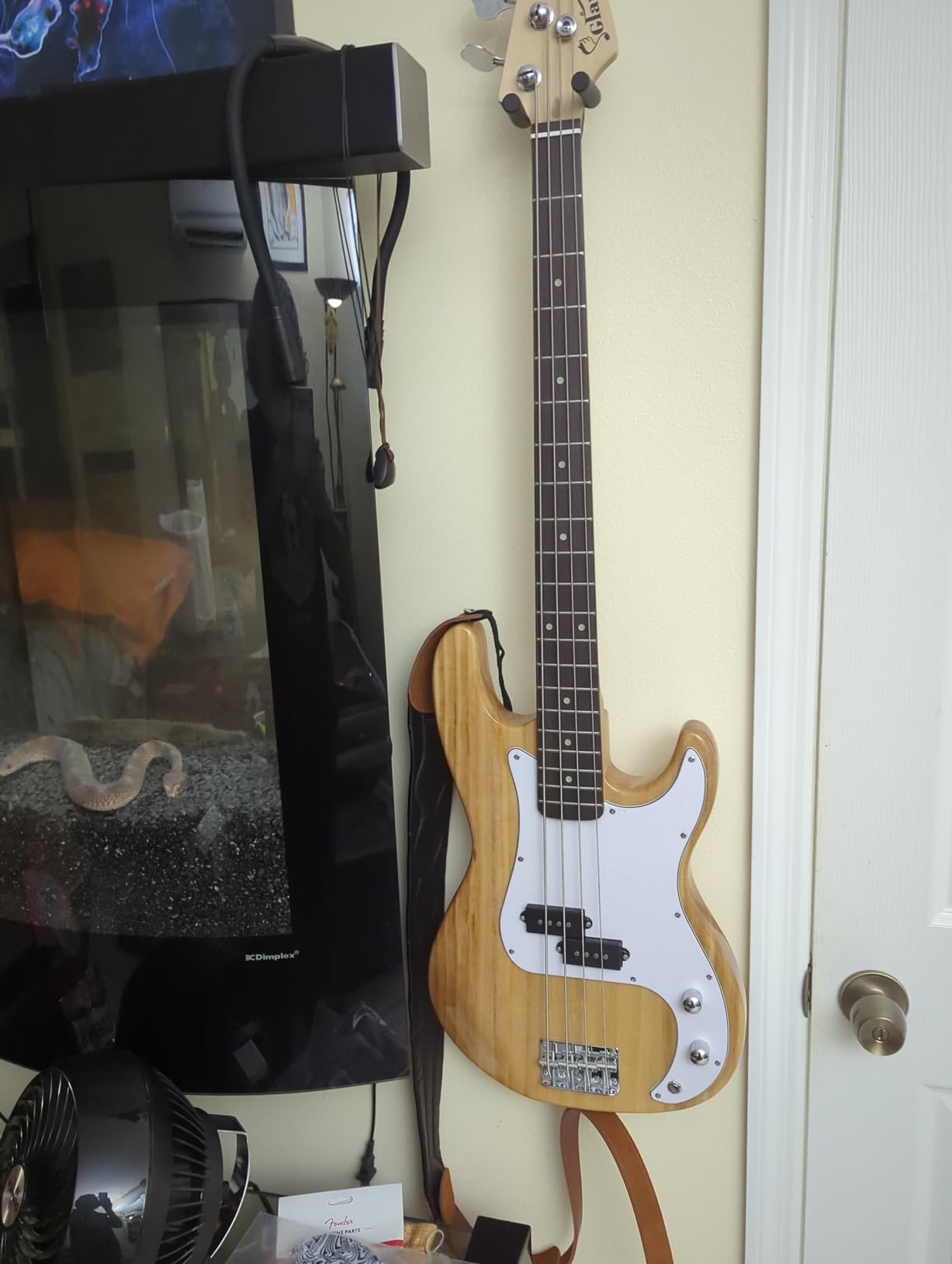 Glarry Electric Bass Guitar Full Size 4 String Rosewood Basswood Fire Style Exquisite Burning Bass(Burly Wood) customer photo 1