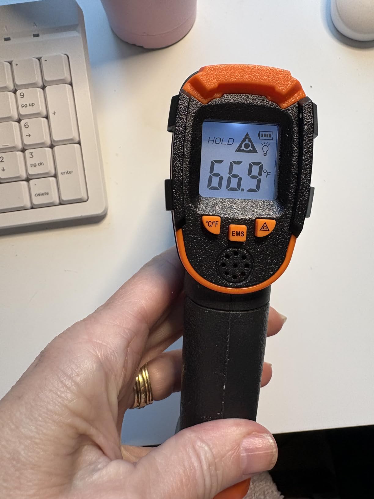 Kizen Infrared Temperature Gun - Handheld Surface Infrared Thermometer for Griddle, Grill, Pizza Oven, Candy, & A/C - Laser Thermometer Gun -58F to 1112F - Surface Temp Gun customer photo 2