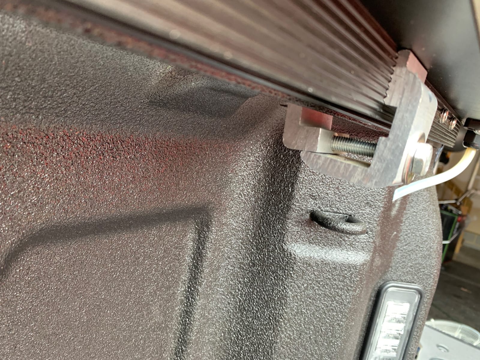 Syneticusa MB Retractable Tonneau Cover fit 2007-2026 Silverado/Sierra 1500 customer photo 1