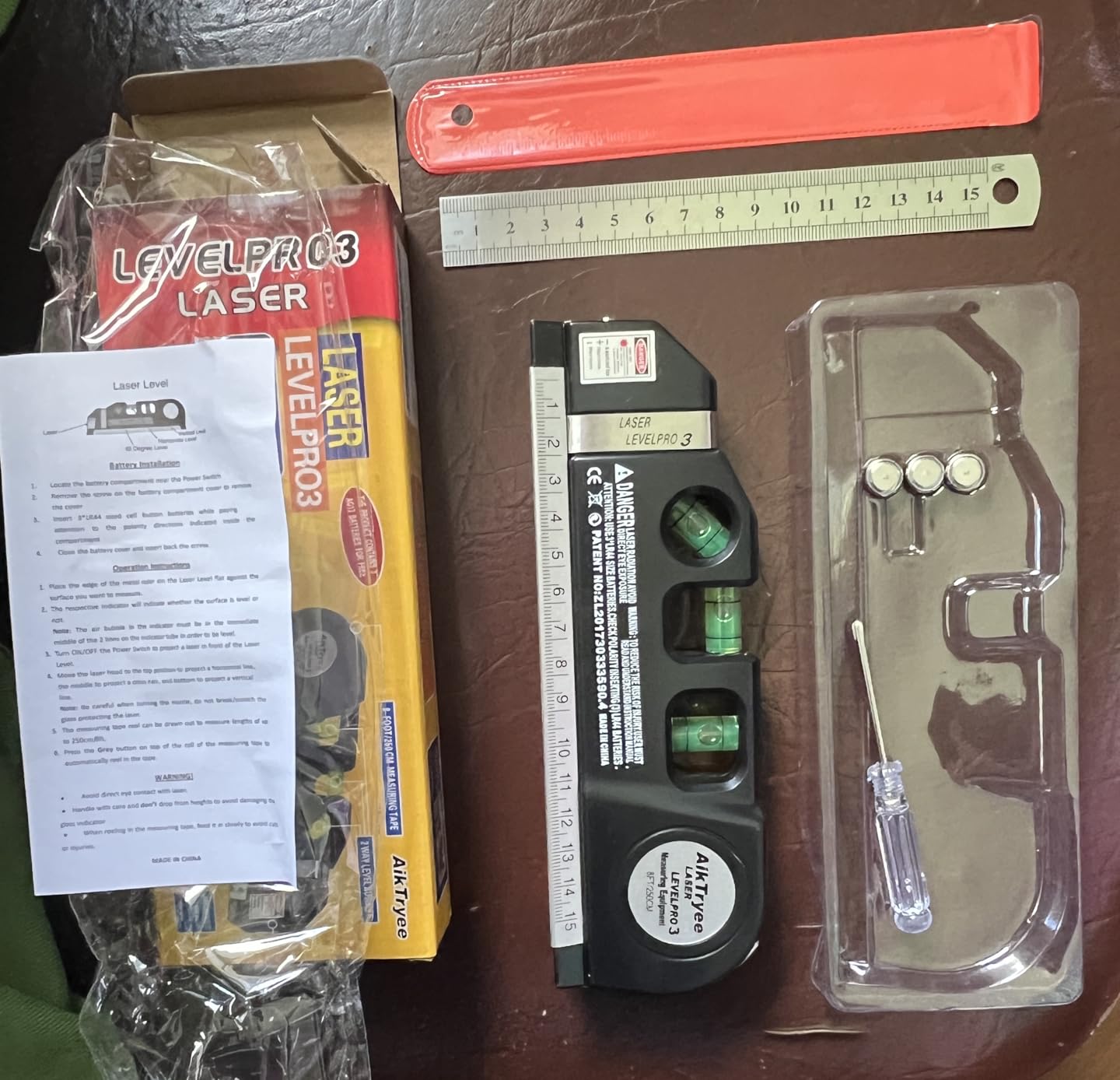Laser Level Line Tool, Multipurpose Laser Level Kit Standard Cross Line Laser leveler Beam Tool with Metric Rulers 8ft/2.5M for Picture Hanging cabinets Tile Walls by AikTryee. customer photo 1