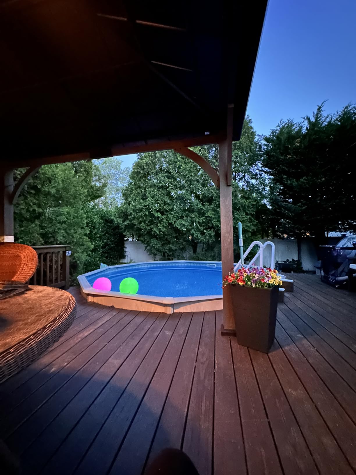 HAPIKAY Solar Floating Pool Lights, 2 Pack, 14-Inch Auto Color-Changing LED Light Balls, Waterproof Inflatable Solar Pool Light, Patio, Backyard Pond Event Wedding Decor customer photo 1