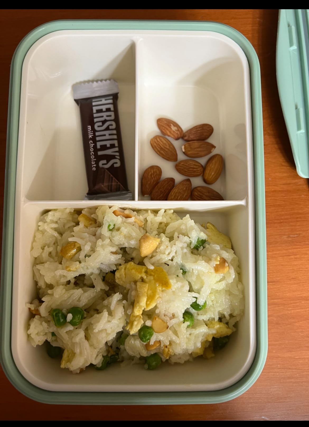 LOVINA Bento Boxes for Adults - 1100ML Bento Lunch Box For Kids With Spoon & Fork customer photo 1