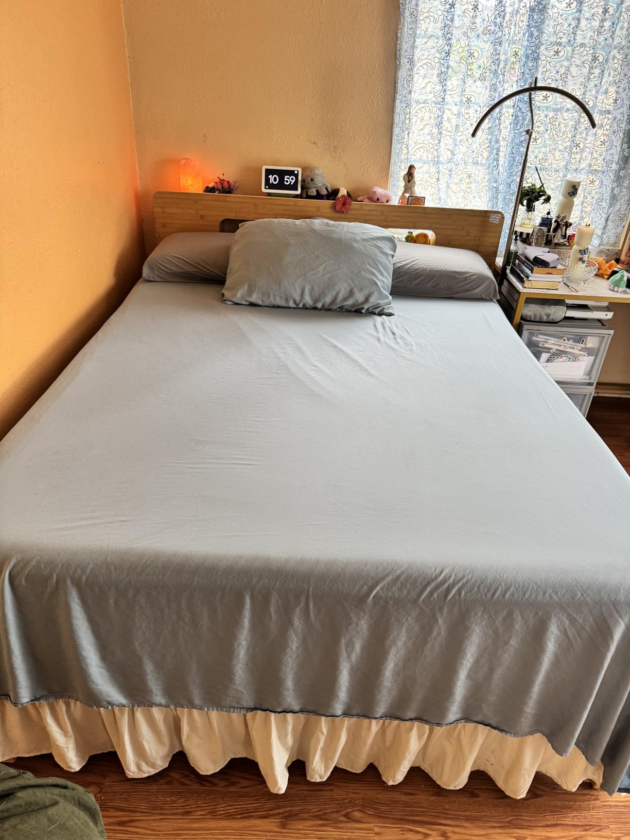 Bedsure PureWoven 100% Rayon Derived from Bamboo, Queen Sheets, 4 Pieces | Cooling Sheets for Hot Sleepers, Breathable & Silky Soft, 16