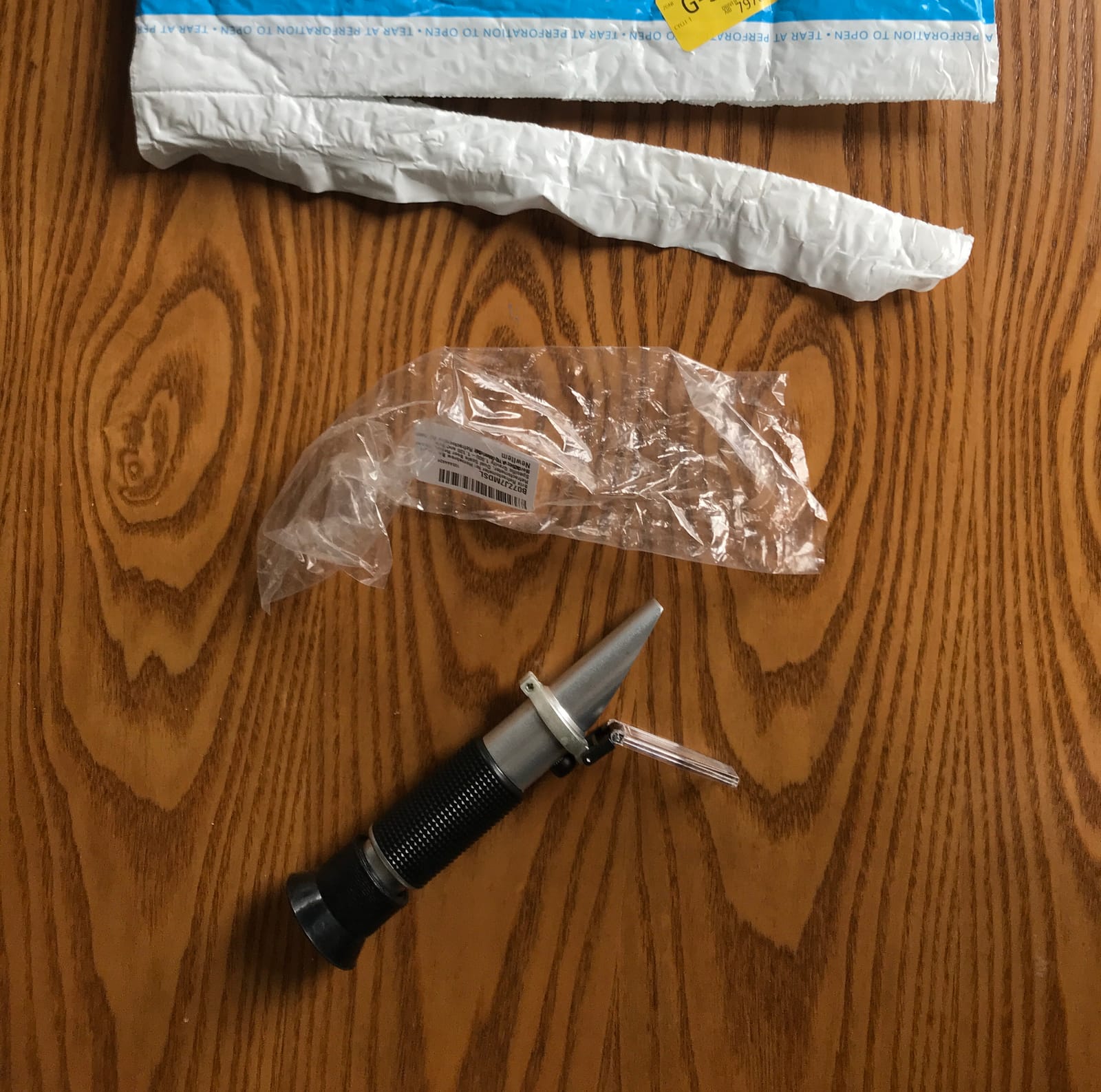 Beer Wort Refractometer for Homebrewing Beer, Dual Scale Specific Gravity 1.000-1.130 and Brix 0~32%, Beerbrewing Refractometer Hydrometer with (ATC) Autoction Temperature Compensation customer photo 1