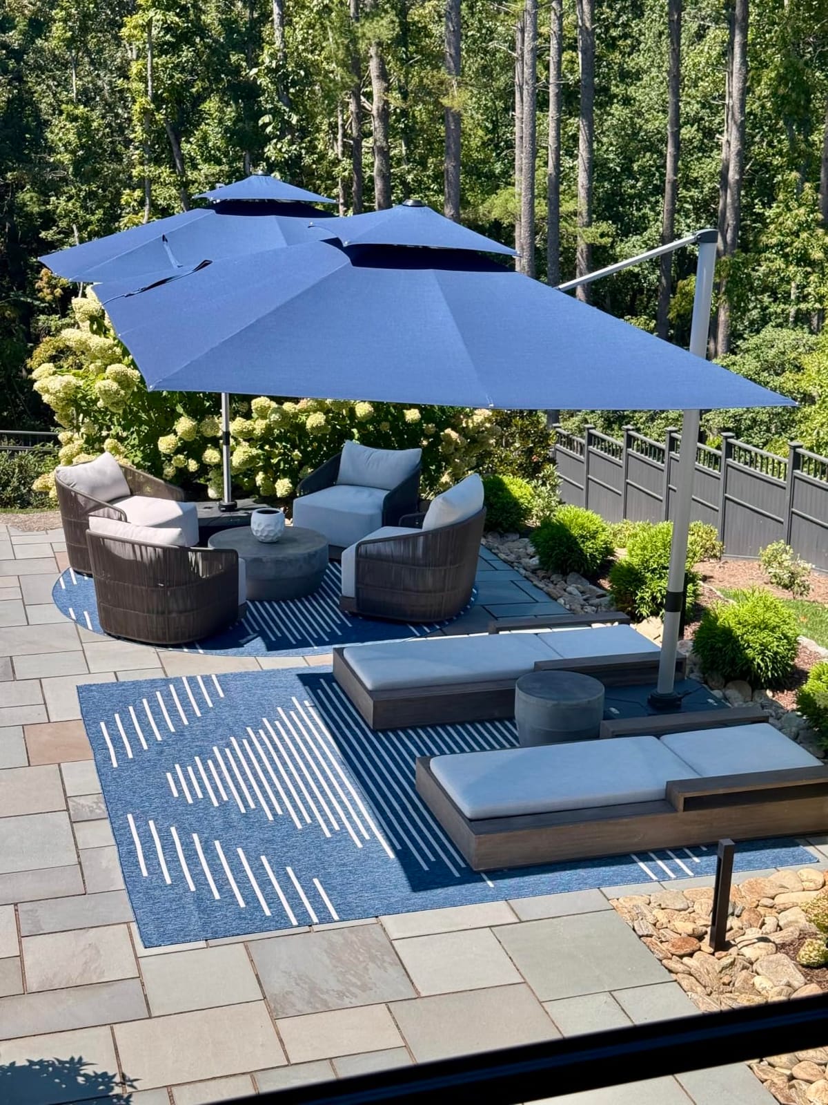 PURPLE LEAF Cantilever Patio Umbrella 10' X 13' Extra Large, Navy Blue customer photo 2