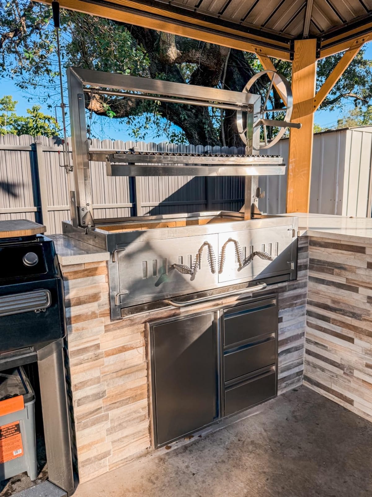 Built In/Table Top Charcoal Outdoor BBQ, Stainless Steel #430 Body and #304 Grates, Rotisserie Parrilla Santa Maria/Argentine Grill Spit customer photo 2