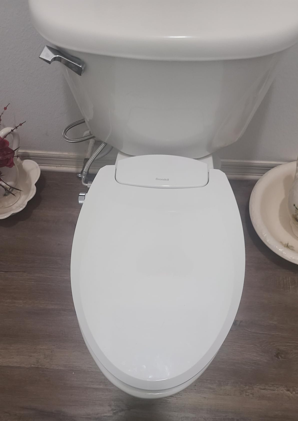 Brondell Bidet Toilet Seat Non-Electric Swash Ecoseat, Fits Elongated Toilets, White - Dual Nozzle System, Ambient Water Temperature - Bidet with Easy Installation customer photo 2