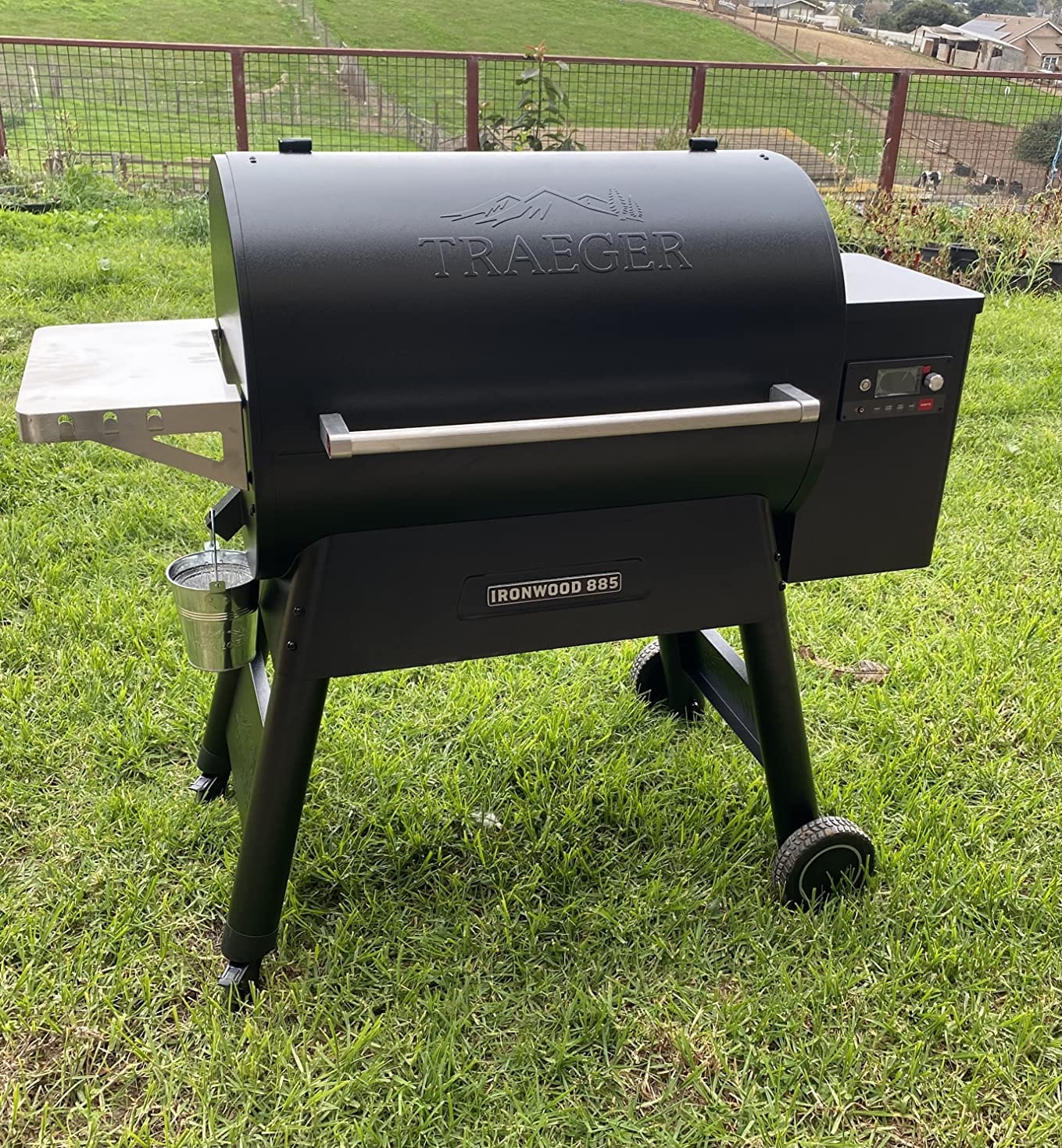 Traeger Ironwood 885 Wood Pellet Grill & Smoker, 885 Sq In, WiFi customer photo 2