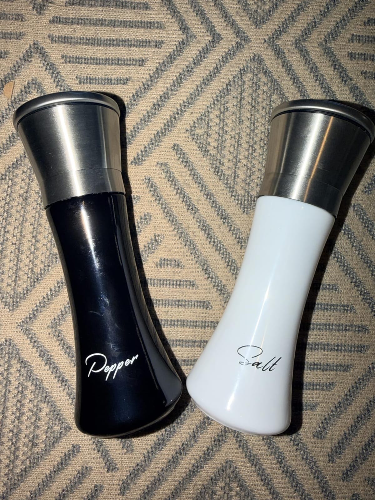 HOME EC Original Stainless Steel Salt or Pepper Grinder 1pk - Adjustable Ceramic Sea Salt Grinder or Pepper Mill - Tall Glass Spice Shaker - Spice Mill w/EBook customer photo 2